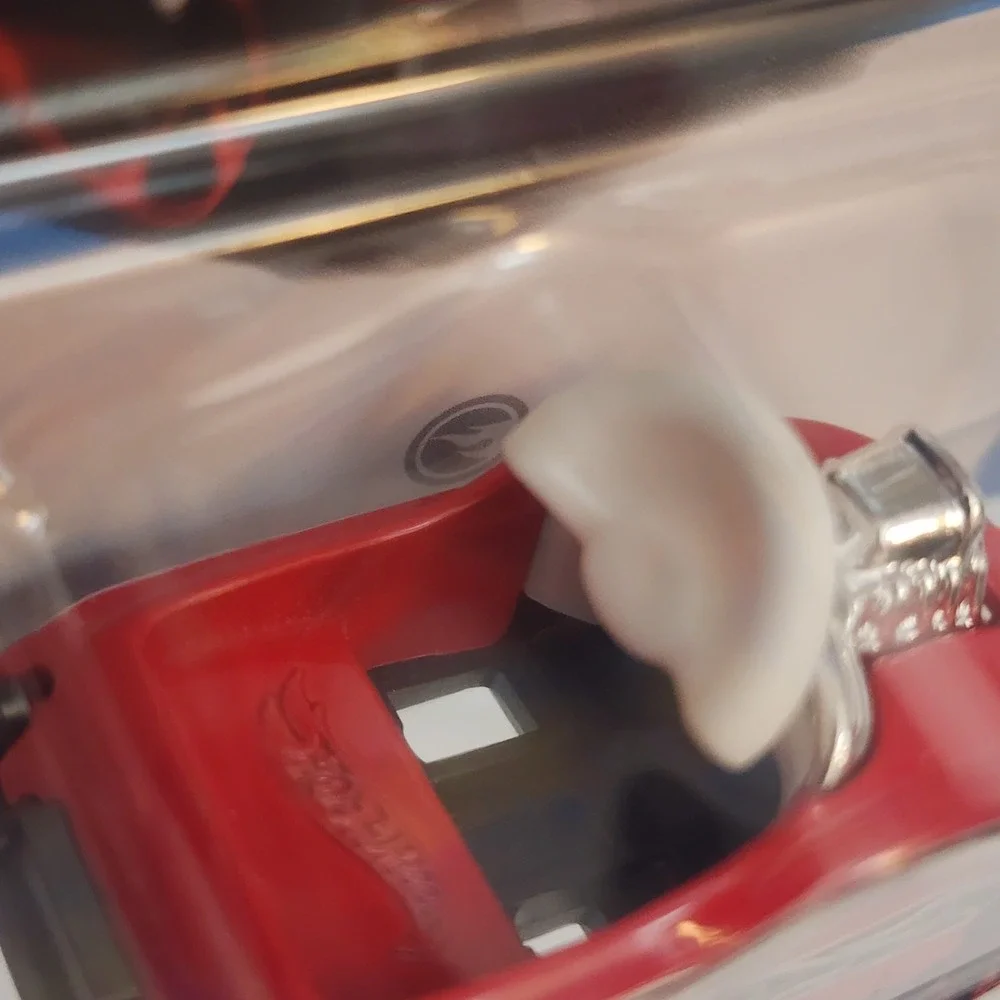 Hot Wheels Pedal Driver HW Ride-Ons Red 95/250‎ Netflix Lets Race Treasure Hunt